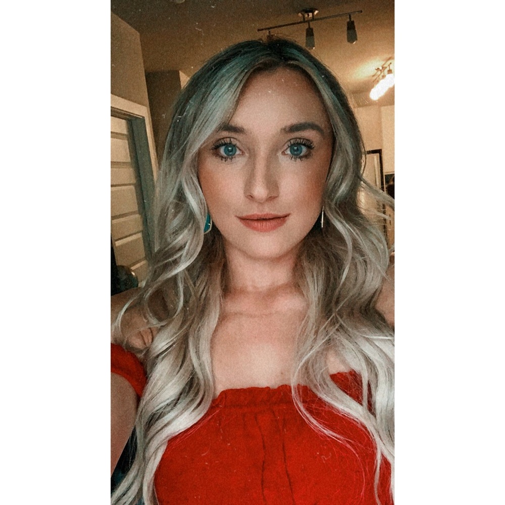 Meet your Posher, Kelsey